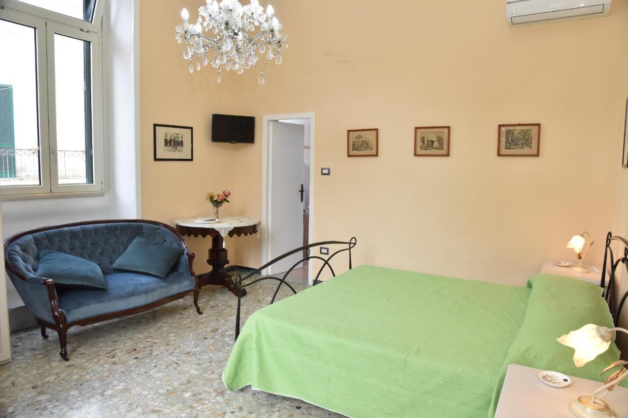Rosaria Suite & Rooms Lecce Zewnętrze zdjęcie